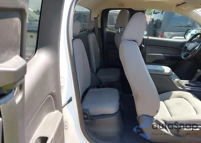 1GCHSBEA7K1303834: 42710742