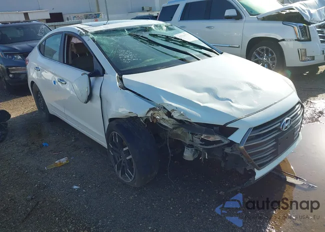 5NPD84LF5HH000558: 42710771