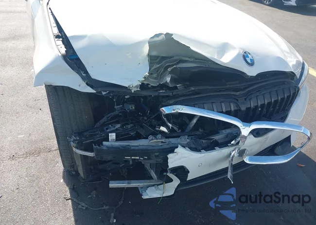 3MW5R7J04L8B08714: 42710818