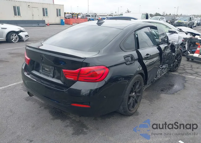 WBA4J1C54JBM11044: 42709833