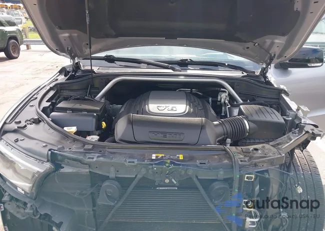 1C4SDJCT6MC879260: 42709837