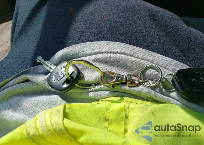 2T1BURHE5GC710027: 42709838