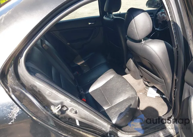 JH4CL968X8C016558: 42709986