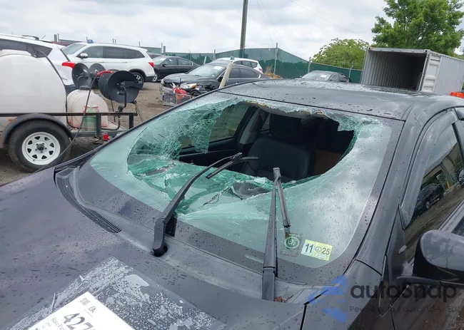 2T1BURHE3EC101189: 42711322