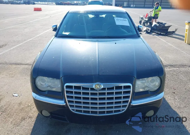 2C3KA63H57H813645: 42711369