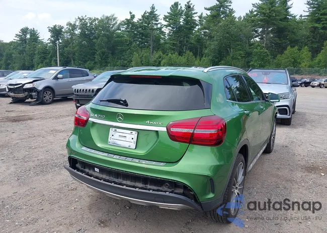 WDCTG4GB4JJ516956: 42711381