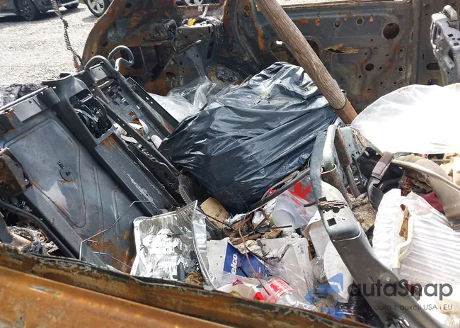 WA1EFCFS7FR009386: 42711137