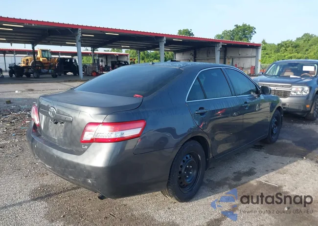 4T1BF3EK4BU178648: 42712472