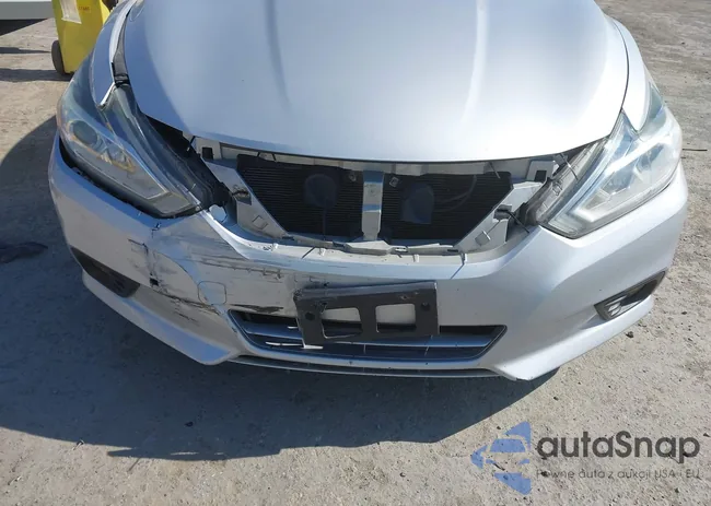 1N4AL3AP6JC159247: 42712485