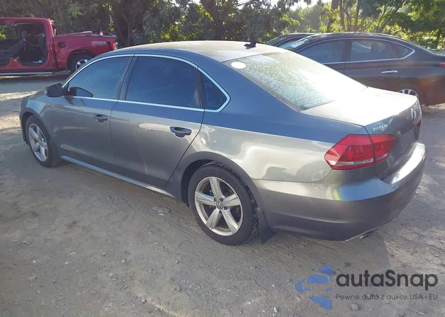 1VWBH7A36DC122513: 42712583