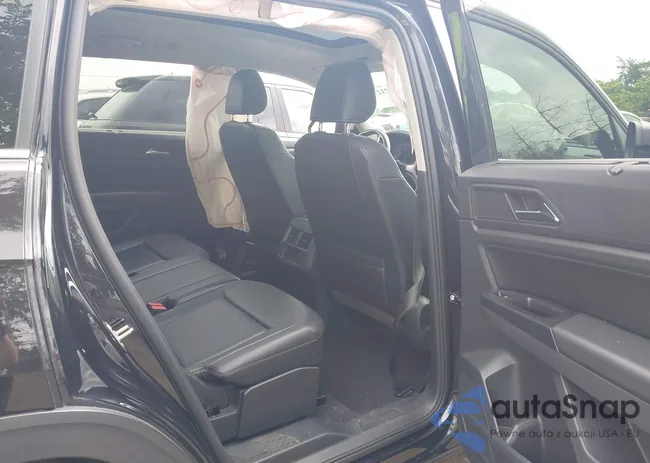 1V2KP2CA0MC526880: 42712762