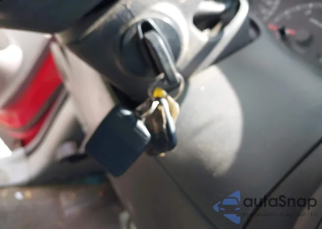 1FTRW08L02KA85840: 42711898