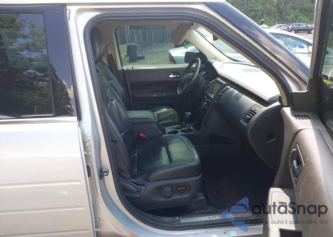 2FMHK6D82KBA18657: 42711942