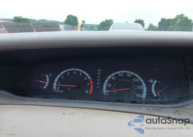 4T1BF28B51U170675: 42713239