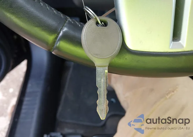 1C4NJDBB7GD587650: 42713474