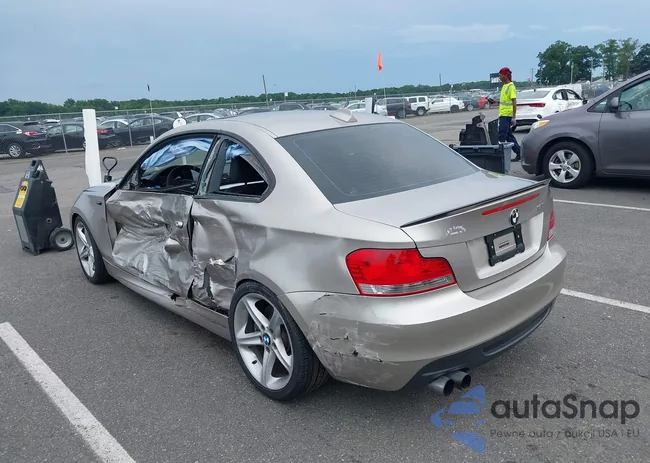 WBAUC735X8VF24697: 42713702