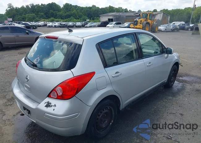 3N1BC13E39L405589: 42713714