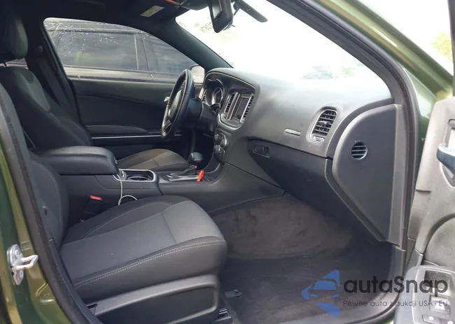 2C3CDXBG0JH281528: 42712876