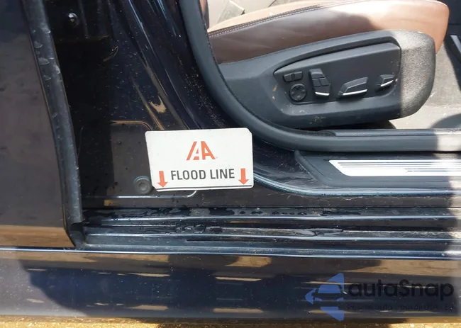 WBA5B1C58ED484459: 42712899