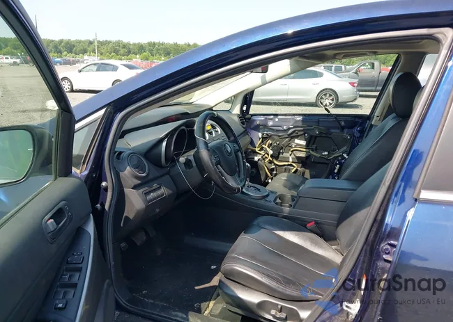 JM3ER2CM5B0371185: 42713166