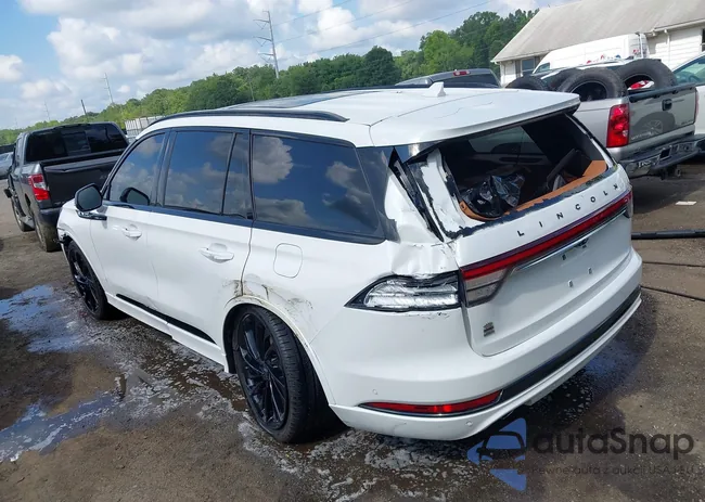 5LM5J9XC0RGL07608: 42713225