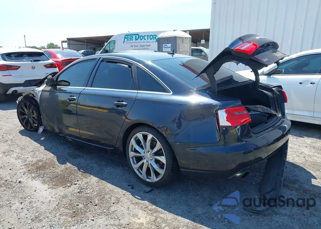 WAUGGAFC9DN074556: 42714379