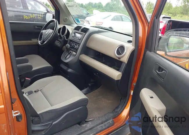 5J6YH28738L011586: 42714409