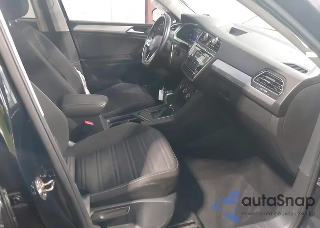 3VVRB7AX2PM049067: 42714449