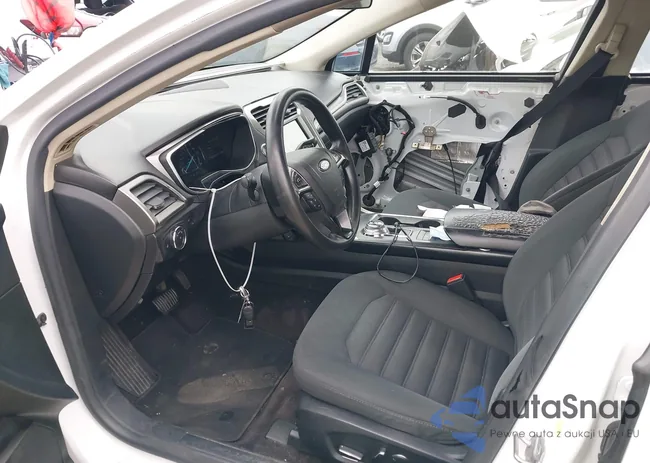 3FA6P0LUXHR306063: 42714476