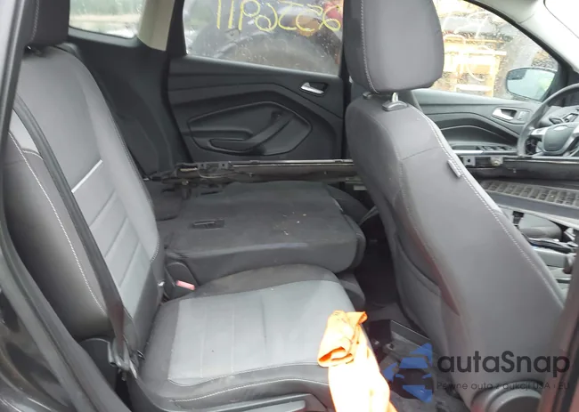 1FMCU0GX8DUD06460: 42714030