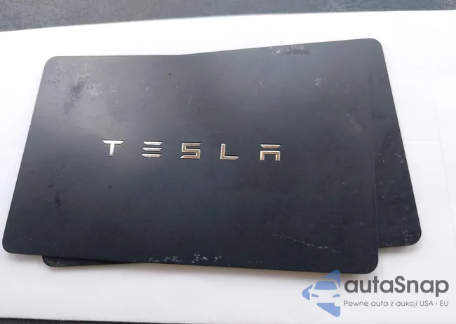 5YJ3E1EB7LF599922: 42714132