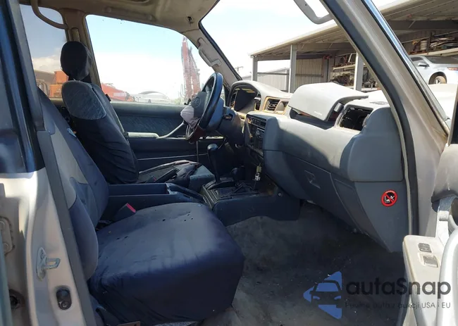 JT3HJ85J3T0149818: 42715318