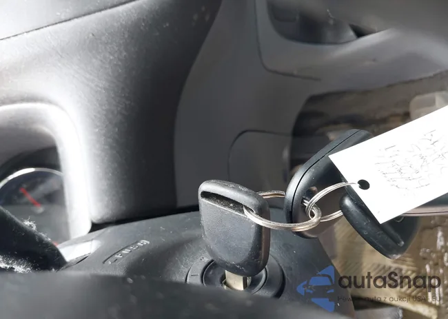 2HGES267X4H549448: 42715447