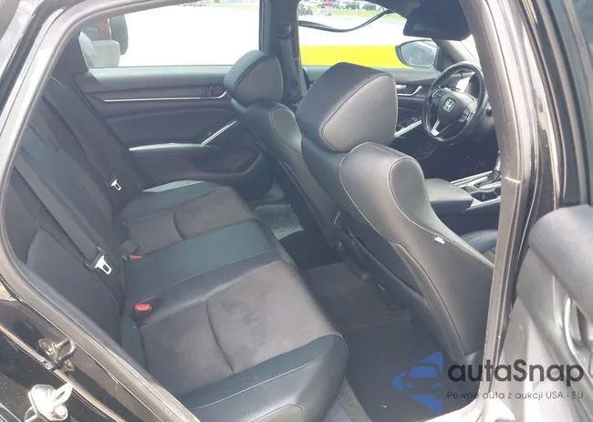 1HGCV1F37JA133826: 42715571