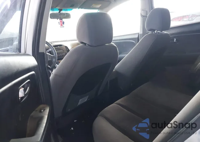 KMHDU4AD3AU108617: 42715649