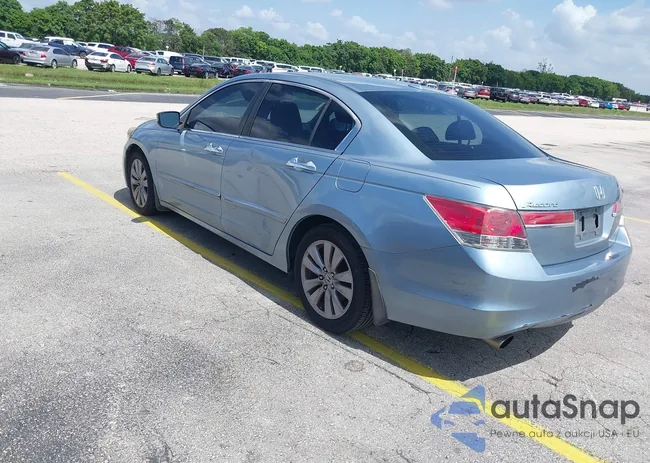 1HGCP3F82BA014374: 42714947