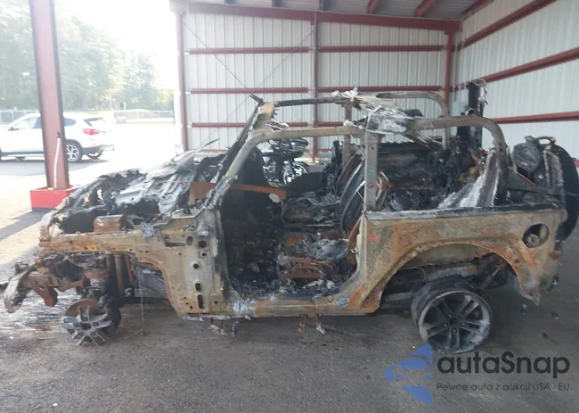 1J4BA3H16BL518842: 42715042