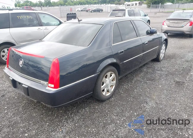 1G6KD57Y47U187559: 42715071