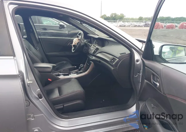 1HGCR2F15HA232518: 42715094