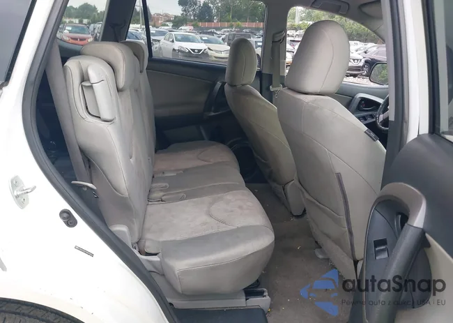 JTMJF4DV7B5039500: 42716319