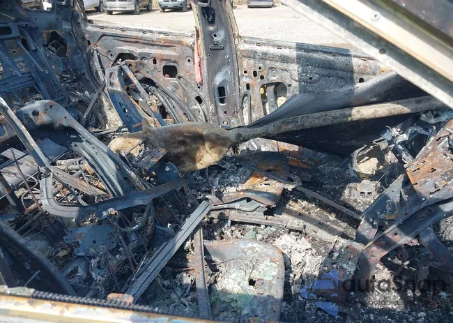 3GYFNFEY8AS556798: 42716323