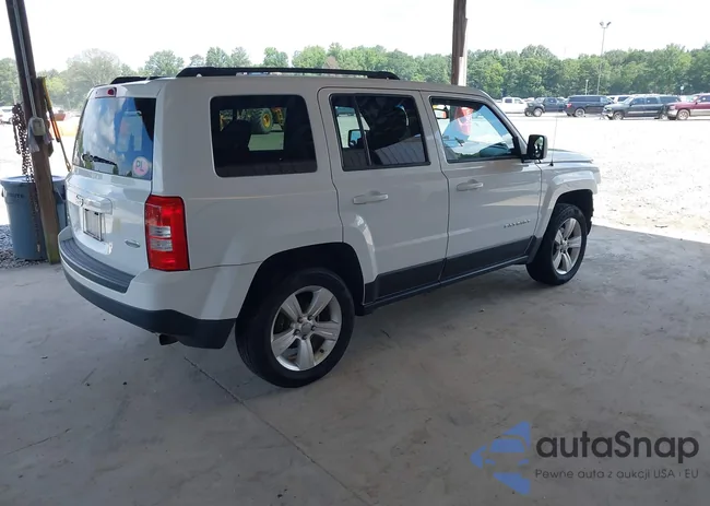 1C4NJRFB0ED694320: 42716371