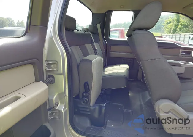 1FTRX02W29KC23128: 42716376