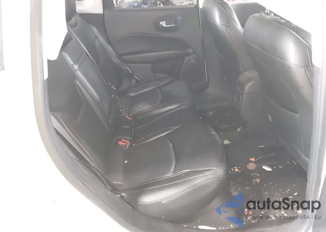 3C4NJDCB5KT598874: 42716460