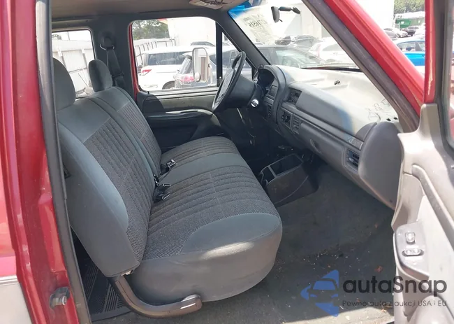 1FTHX26H4NKA07228: 42716519