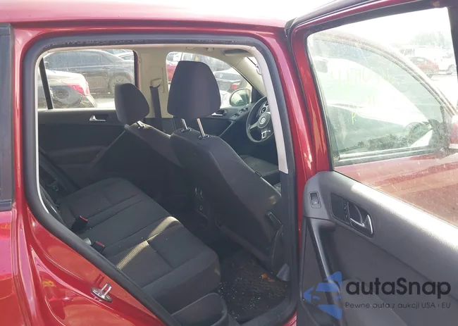 WVGAV7AX6CW090956: 42716526