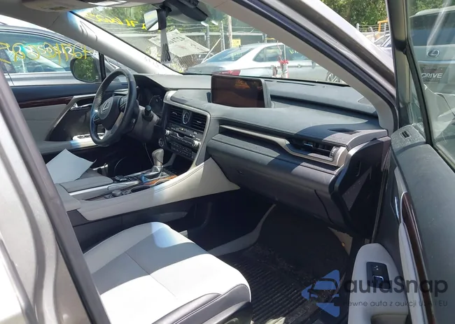 2T2BZMCAXHC101621: 42716625