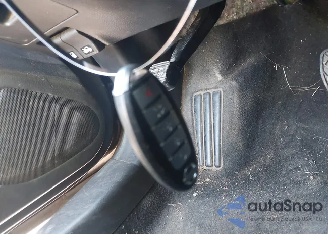 1N4AL3AP5JC123825: 42716683