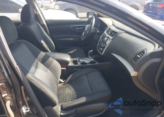 1N4AL3AP5JC123825: 42716683