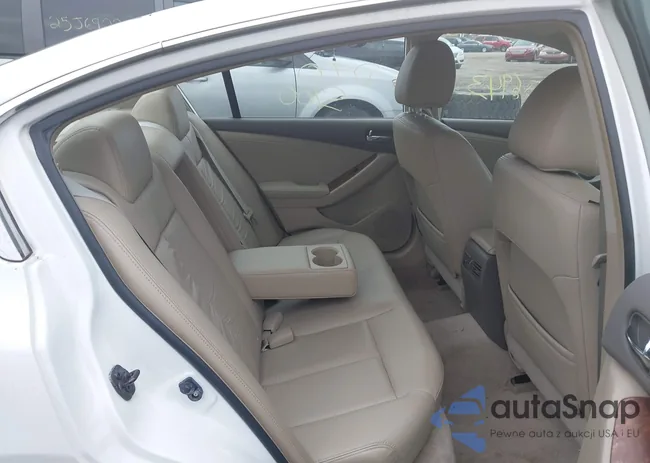 1N4AL21E08N503954: 42716052